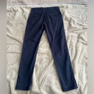 Fit too small, says waist 29 but fits like 28